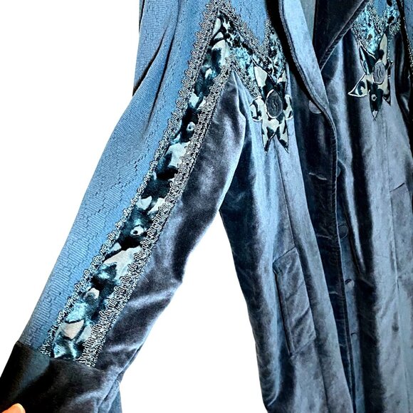 Vintage 1970s Newport News Boho Deep Teal Blue Velvet & Floral Embroidered Coat - Picture 10 of 12